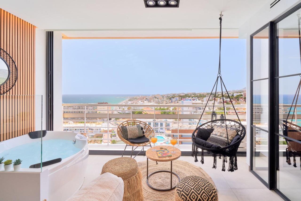 Pura Vida Luxury Apartment With Jacuzzi Торремолинос Экстерьер фото